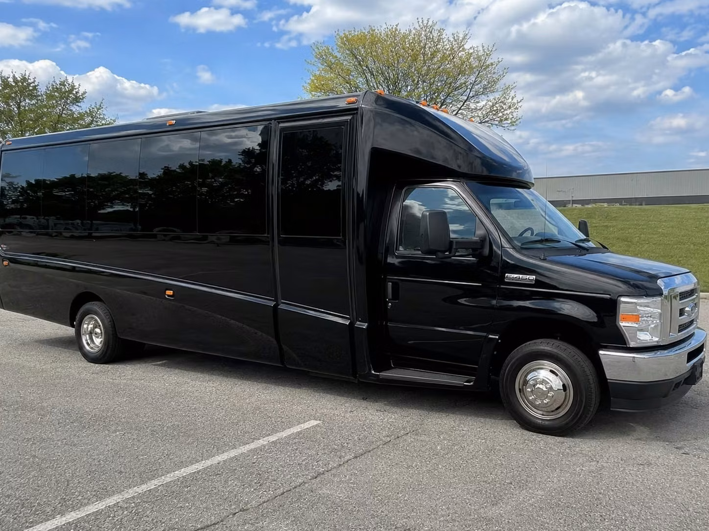 wedding shuttle services transportation in roanoke